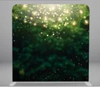 Fondo de bosque verde oscuro para cabina de fotos con luces doradas